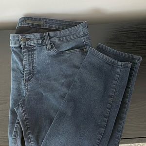 Joe’s blue curvy skinny jeans